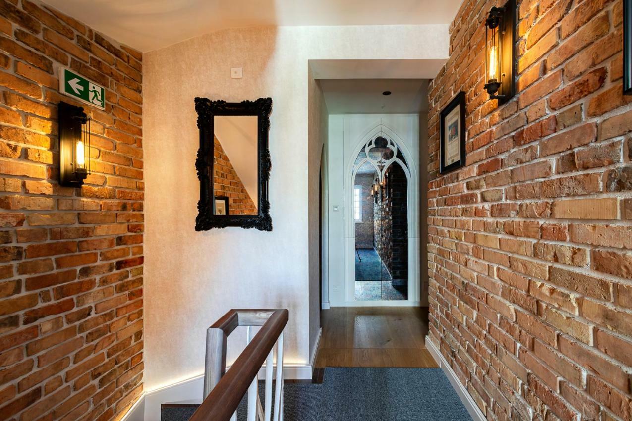 الشقق الفندقية غدانسكفي  Gotyk House المظهر الخارجي الصورة